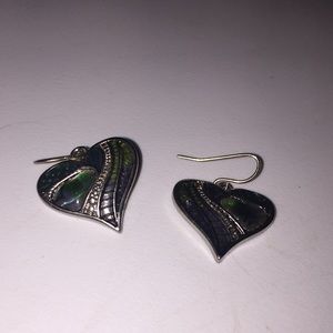Heart earrings with green jewels